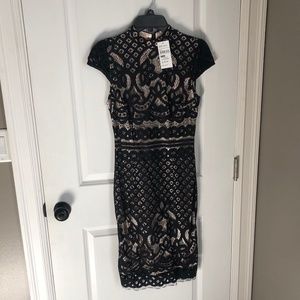 Black/nude lace mini dress Sz 4